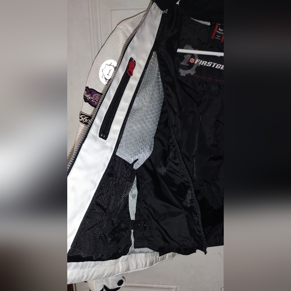 First Gear Armored Women Motorcycle Riding Jacket, White, Size M, w/zip in liner - Picture 4 of 11